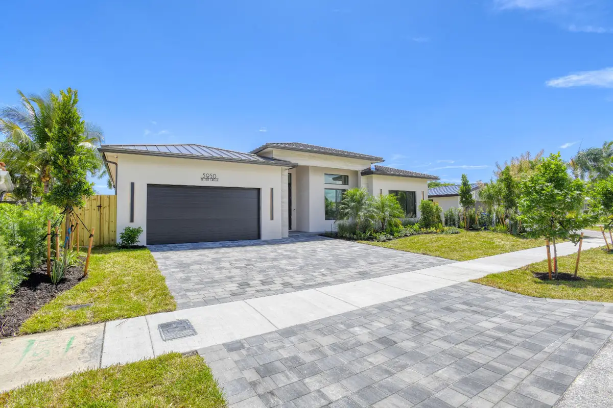 5950 NE 21st Circle, Fort Lauderdale, FL 33308 - #1