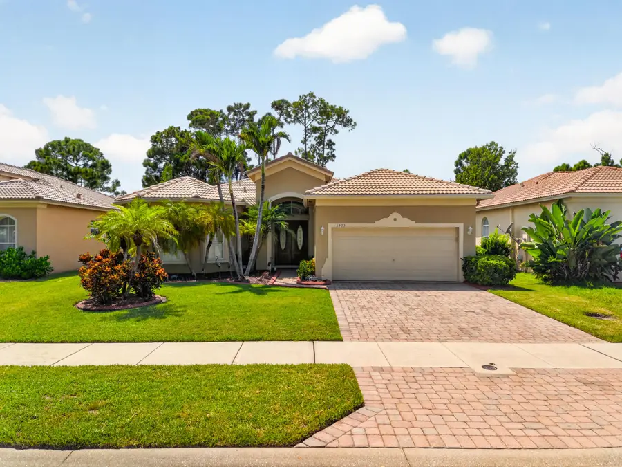 5423 Place Lake Drive, Fort Pierce, FL 34951 - #2