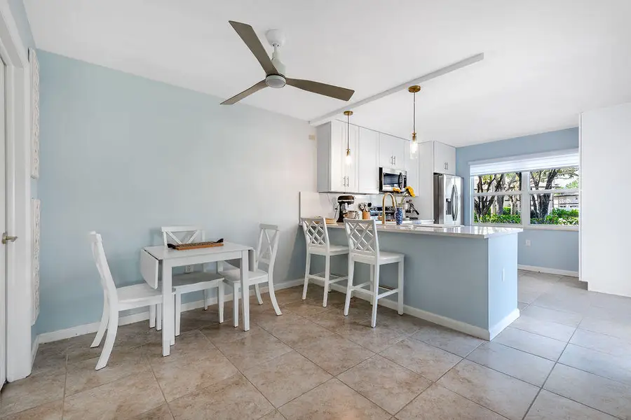 38 Essex Court #D, Royal Palm Beach, FL 33411 - #3