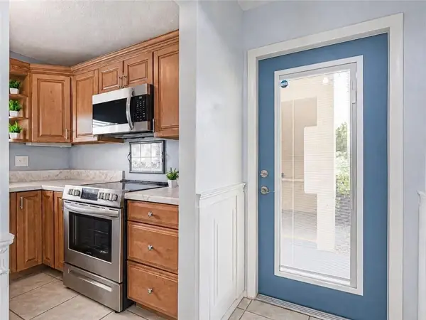 73 Royal Oak Court #101, Vero Beach, FL 32962
