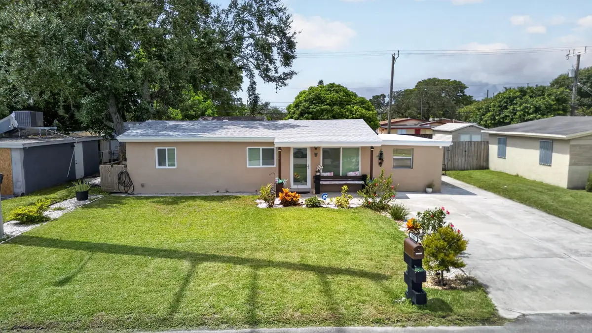 5900 Atlanta Street, Hollywood, FL 33021 - #1