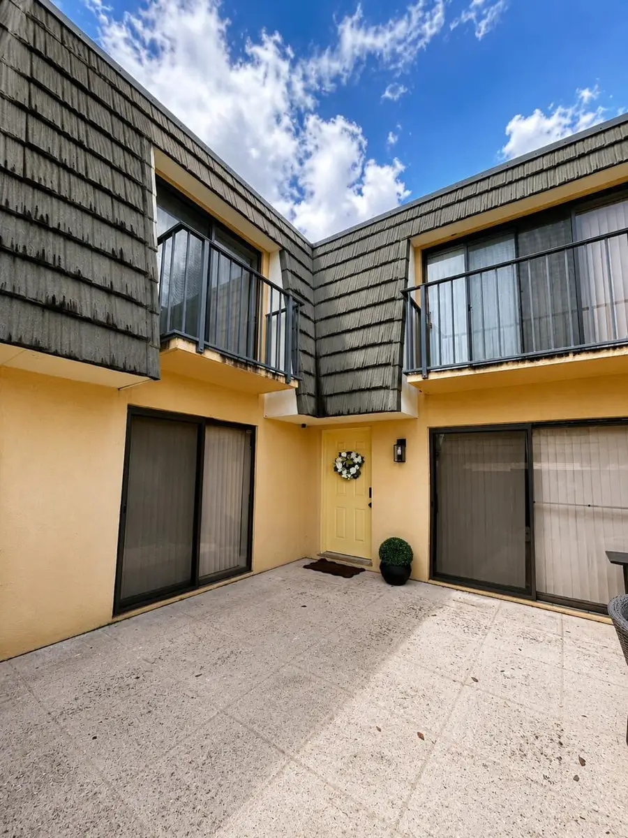 4207 42nd Way, West Palm Beach, FL 33407 - #3