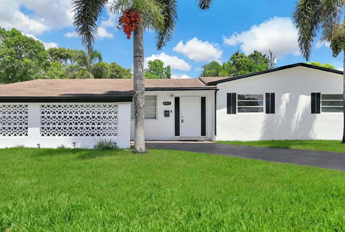 4723 NW 4th Street, Plantation, FL 33317 - #1