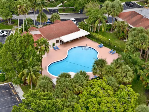 2768 Carambola Circle S #506, Coconut Creek, FL 33066