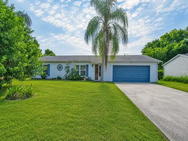 689 Caballero Avenue Se, Palm Bay, FL 32909