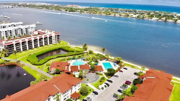 7030 Half Moon Circle #216, Hypoluxo, FL 33462