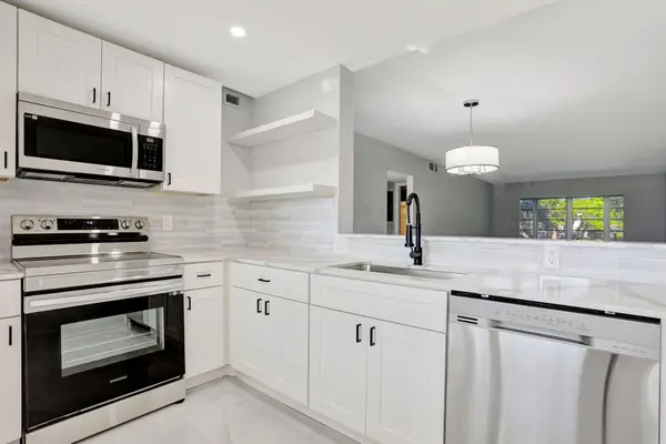 2202 Lucaya Bend #G2, Coconut Creek, FL 33066
