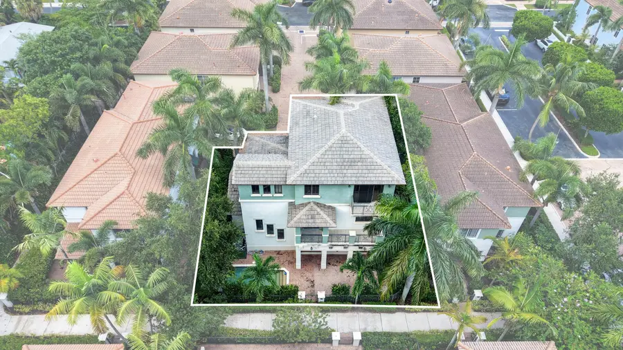125 NW Gardener Street, Boca Raton, FL 33432 - #2
