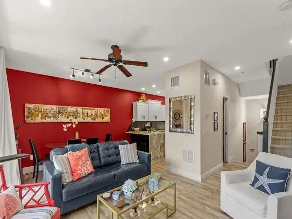1640 42nd Square #103, Vero Beach, FL 32960