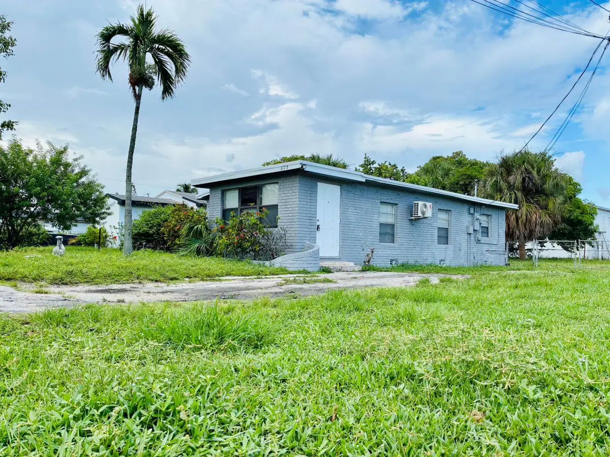 605 NW 9th Avenue, Pompano Beach, FL 33060 - #1