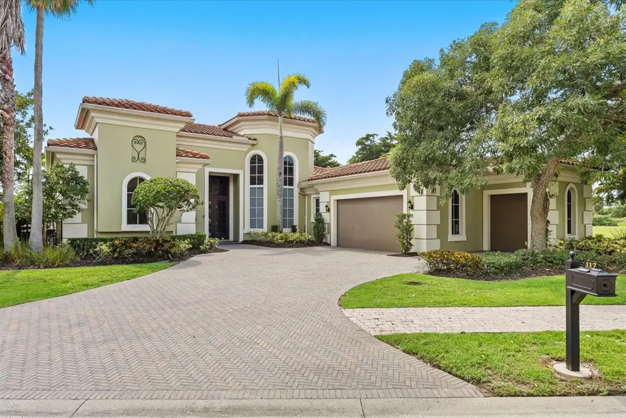 117 SE San Priverno, Port Saint Lucie, FL 34984 - #2