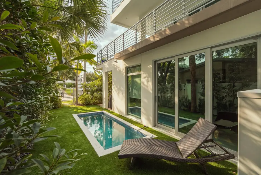 5 SE 11th Avenue, Fort Lauderdale, FL 33301 - #2