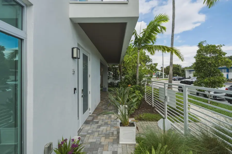 5 SE 11th Avenue, Fort Lauderdale, FL 33301 - #3
