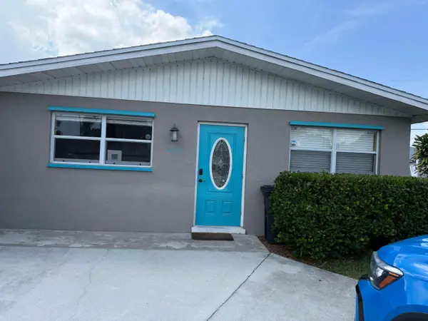 4400 Applecrest Drive, Palm Beach Gardens, FL 33410