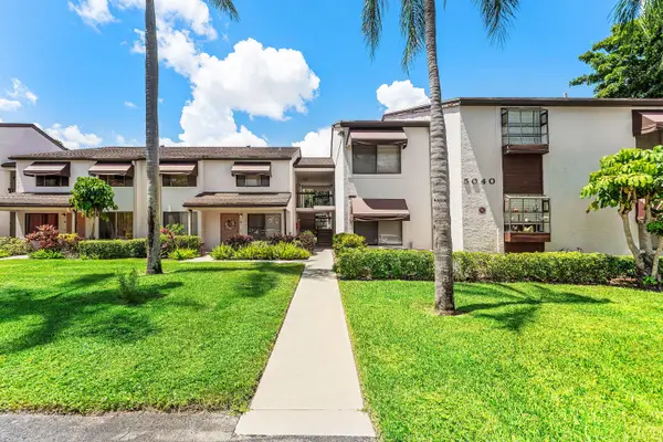 5040 Rose Hill Drive #206, Boynton Beach, FL 33437