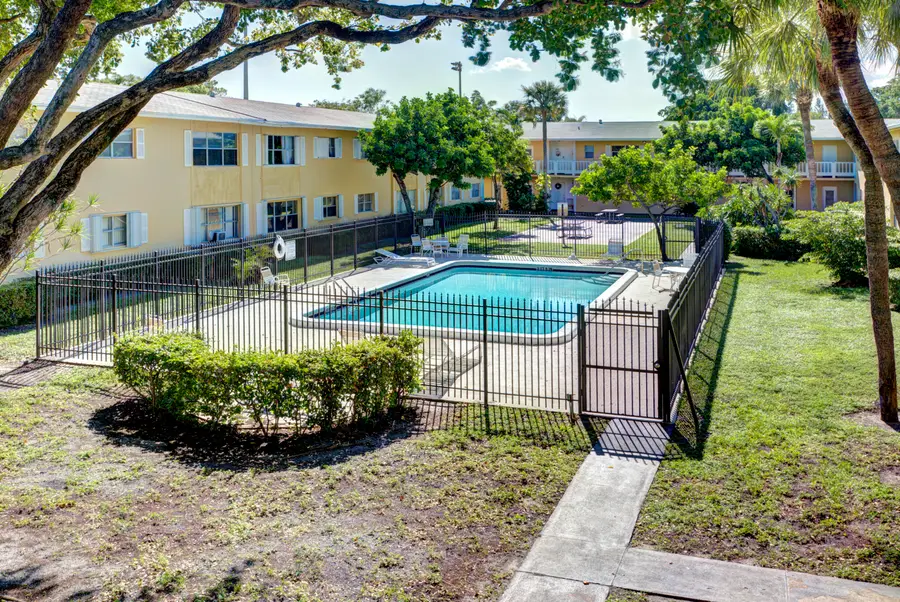 420 SE 2nd Avenue #23, Deerfield Beach, FL 33441 - #2