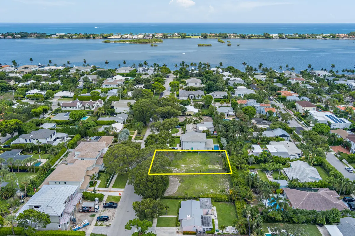 230 Forest Hill Boulevard, West Palm Beach, FL 33405 - #1