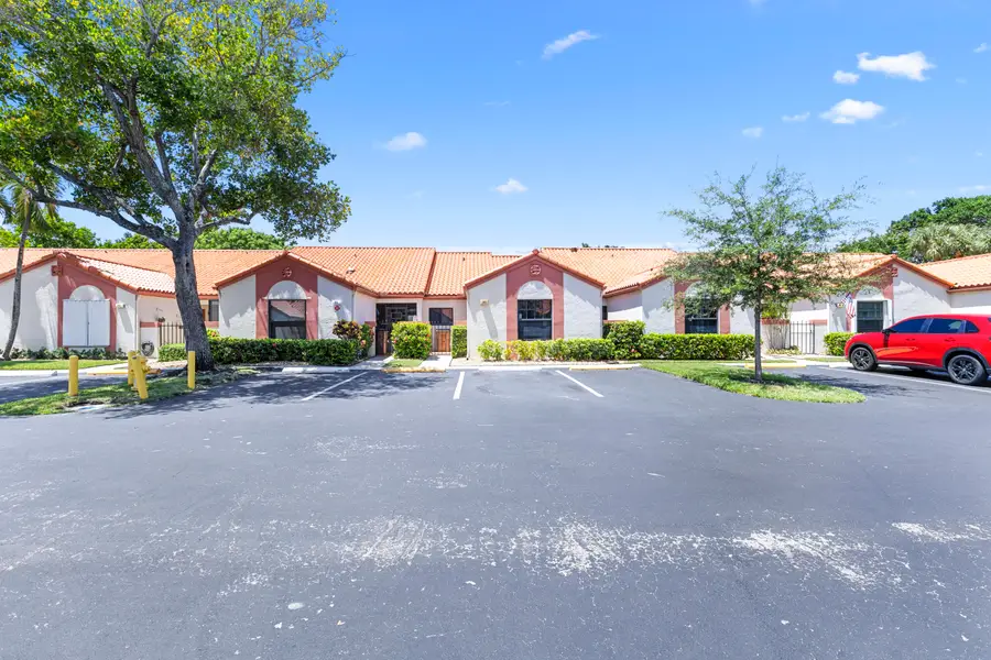84 Centennial Court, Deerfield Beach, FL 33442 - #2