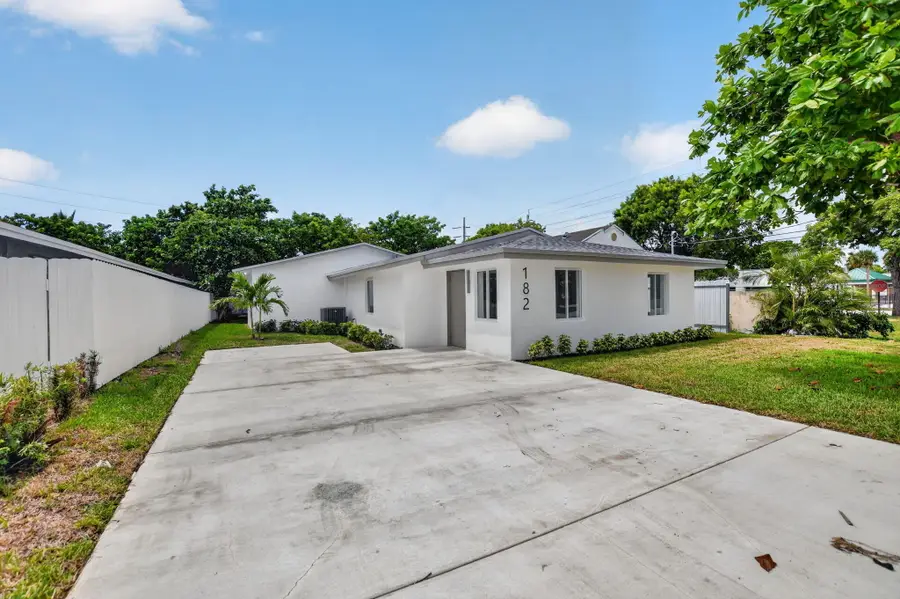 182 SW 6 Street, Deerfield Beach, FL 33441 - #3