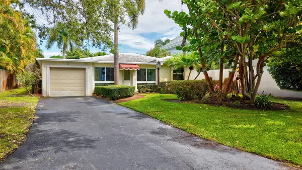 907 Bond Way, Delray Beach, FL 33483