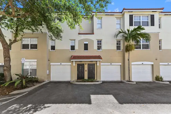 6020 W Sample Road #204, Coral Springs, FL 33067