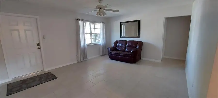 738 SW 5th Avenue, Hallandale Beach, FL 33009 - #2