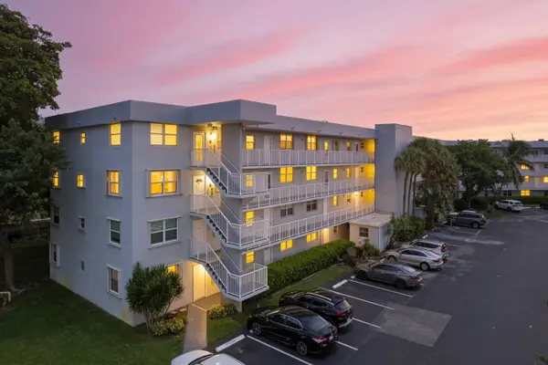 113 Royal Park Drive #4A, Oakland Park, FL 33309