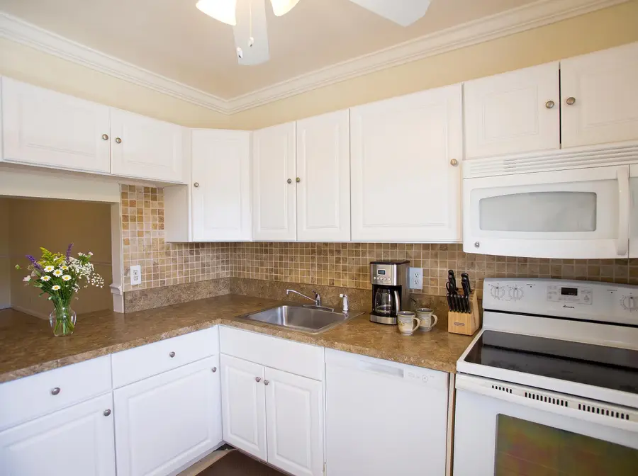 551 NW 80th Terrace #203, Margate, FL 33063 - #2