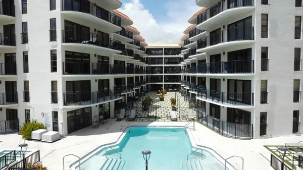 2029 N Ocean Boulevard #403, Fort Lauderdale, FL 33305