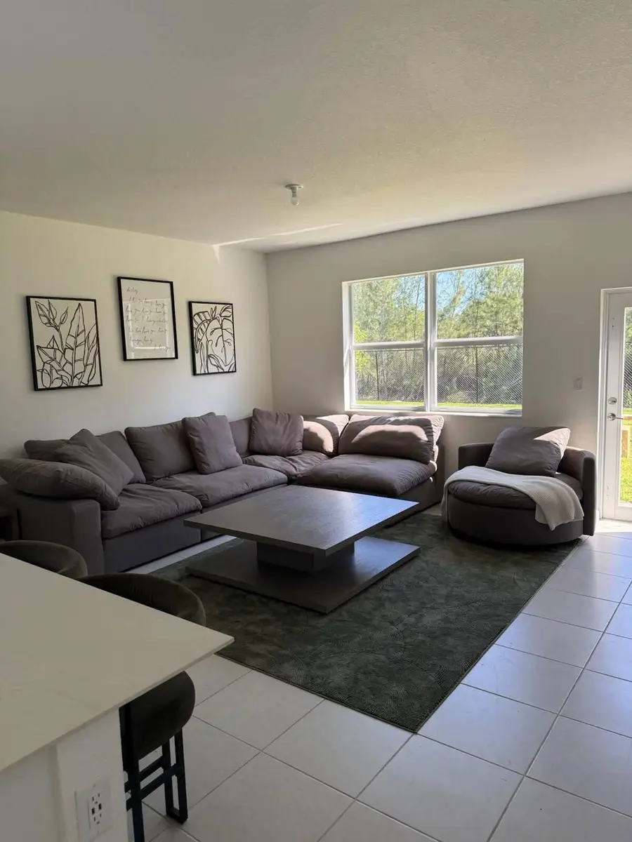 2402 SE 30th Street, Homestead, FL 33033 - #2