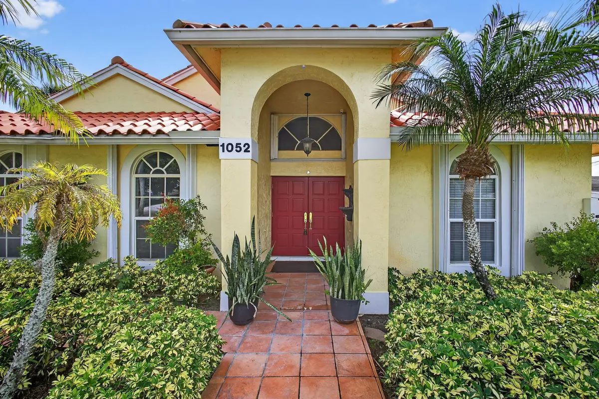 1052 W Shore Drive, West Palm Beach, FL 33406 - #1