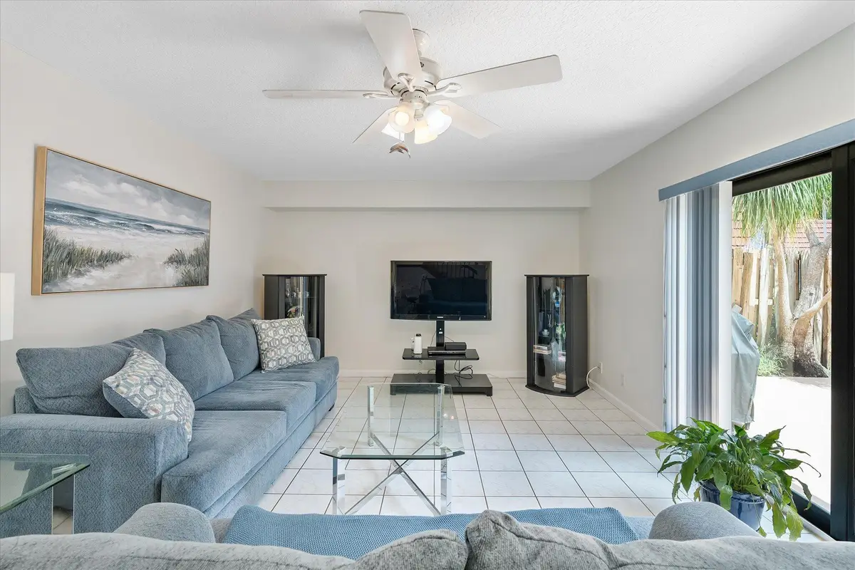 702 NW 98th Circle, Plantation, FL 33324 - #1