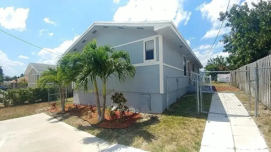 1488 W 31st Street, Riviera Beach, FL 33404 - #1