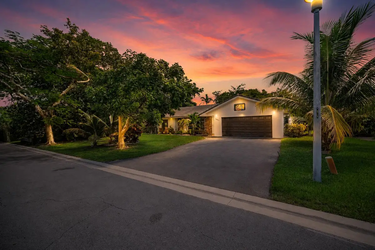 4203 NW 75th Avenue, Coral Springs, FL 33065 - #1