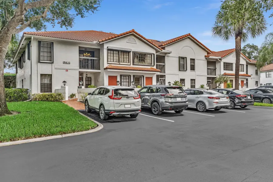 9632 Sills Drive E #102, Boynton Beach, FL 33437 - #2