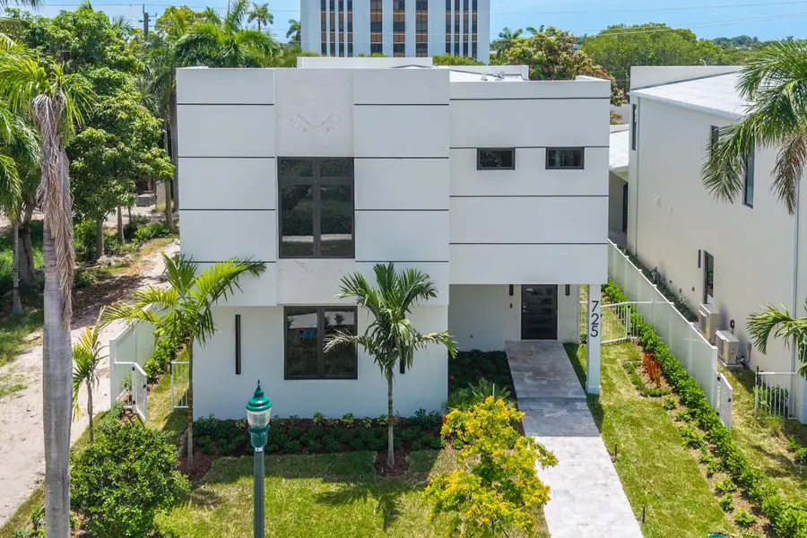 715 SE 4th Avenue, Delray Beach, FL 33483 - #2