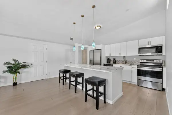 910 NW 17th Avenue, Fort Lauderdale, FL 33311
