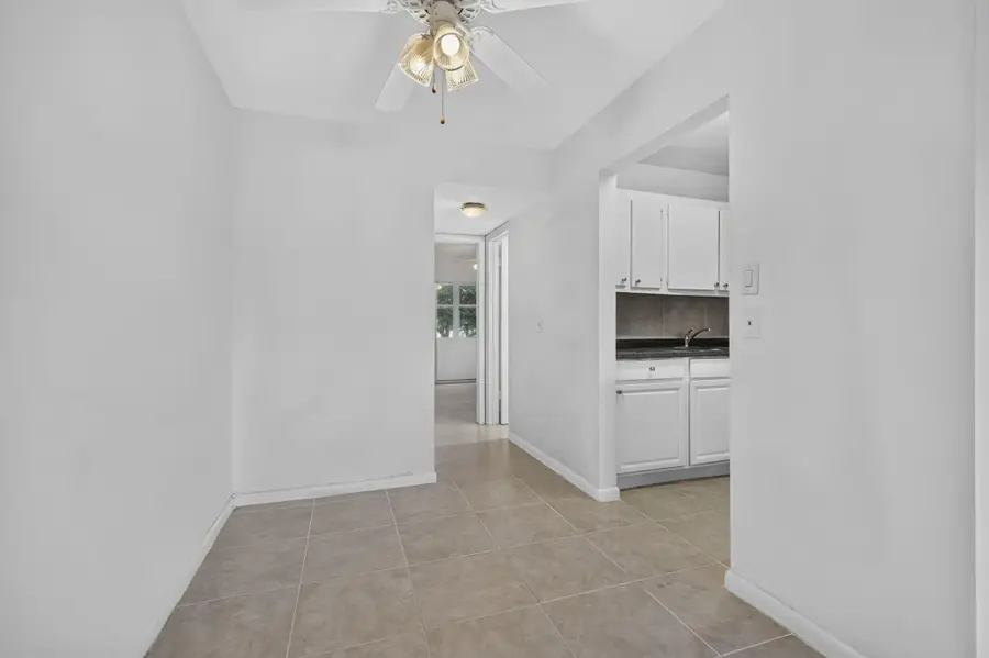 210 Canterbury J #1, West Palm Beach, FL 33417 - #3