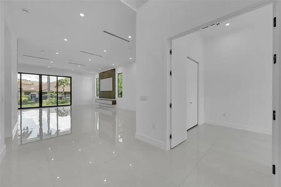 656 NW 21st Street, Fort Lauderdale, FL 33311 - #2