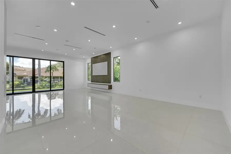 656 NW 21st Street, Fort Lauderdale, FL 33311 - #3
