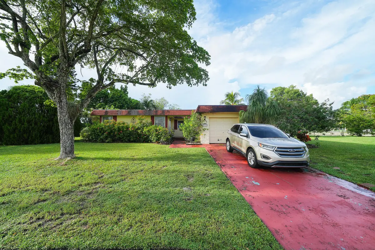 6311 NW 72nd Avenue, Tamarac, FL 33321 - #1