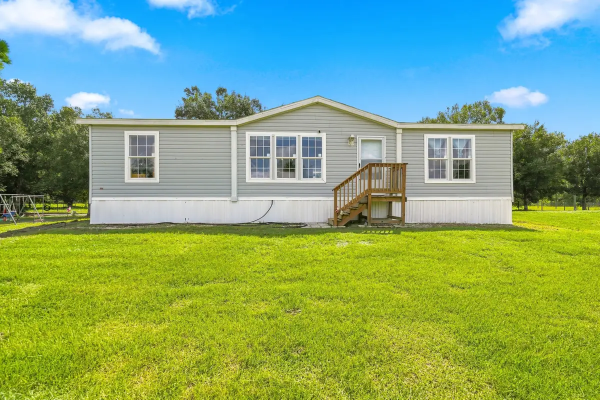20967 NW 250th Street, Okeechobee, FL 34972 - #1