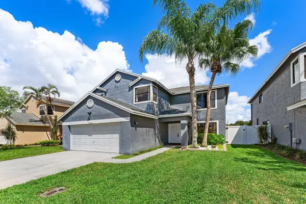 5753 Northpointe Lane, Boynton Beach, FL 33437