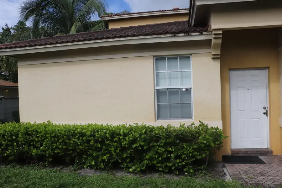 613 NW 21st Avenue, Pompano Beach, FL 33069 - #3