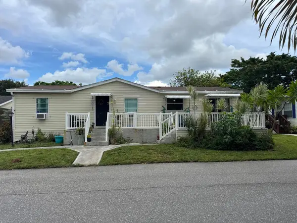 2555 Pga Boulevard #305, Palm Beach Gardens, FL 33410
