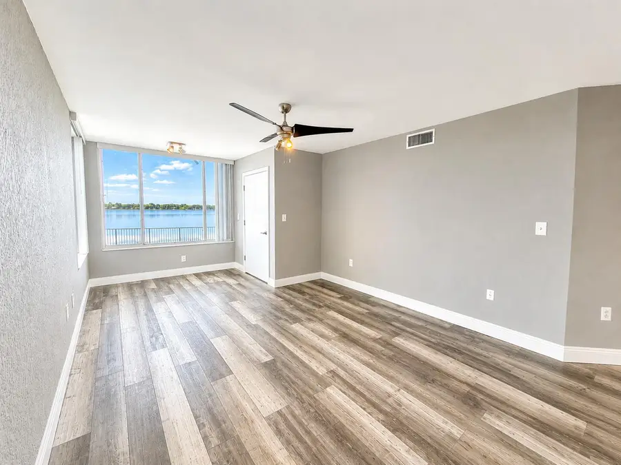 2831 N Oakland Forest Drive #101, Oakland Park, FL 33309 - #2