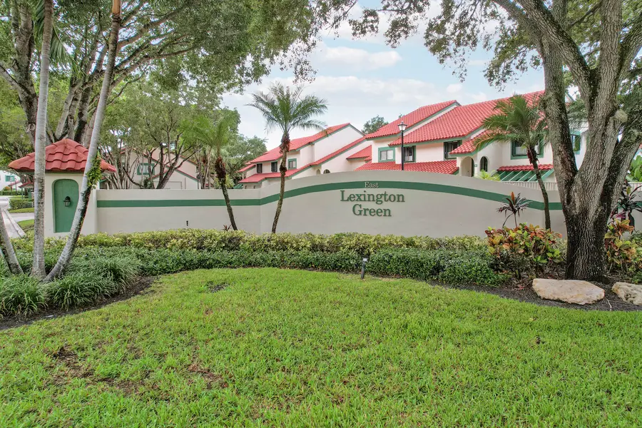 13 Lexington Lane E #G, Palm Beach Gardens, FL 33418 - #3