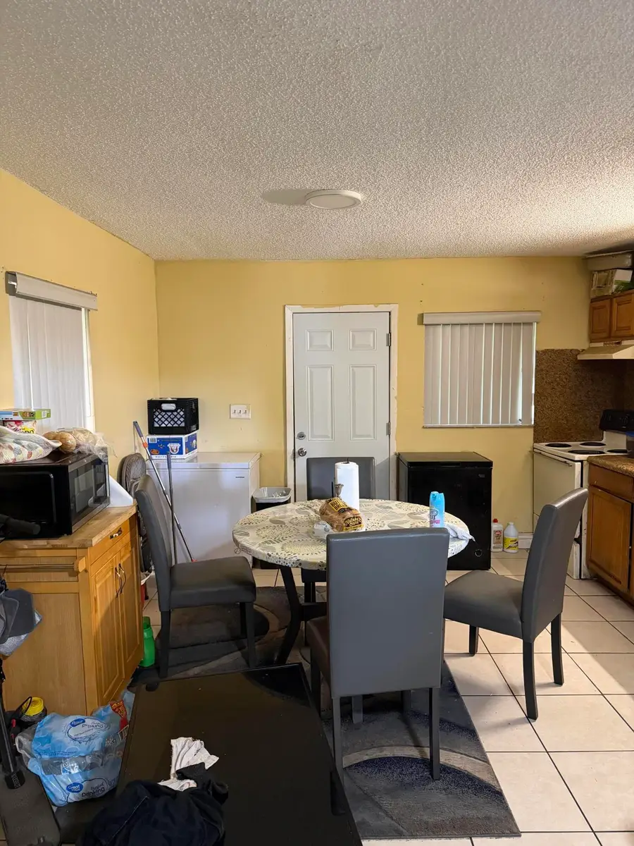 2605 NW 14th Street, Fort Lauderdale, FL 33311 - #3