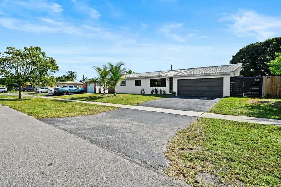 4314 Roosevelt Street, Hollywood, FL 33021 - #2
