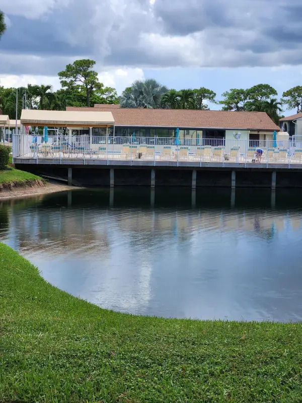 311 Knotty Pine Circle #A-1, Greenacres, FL 33463